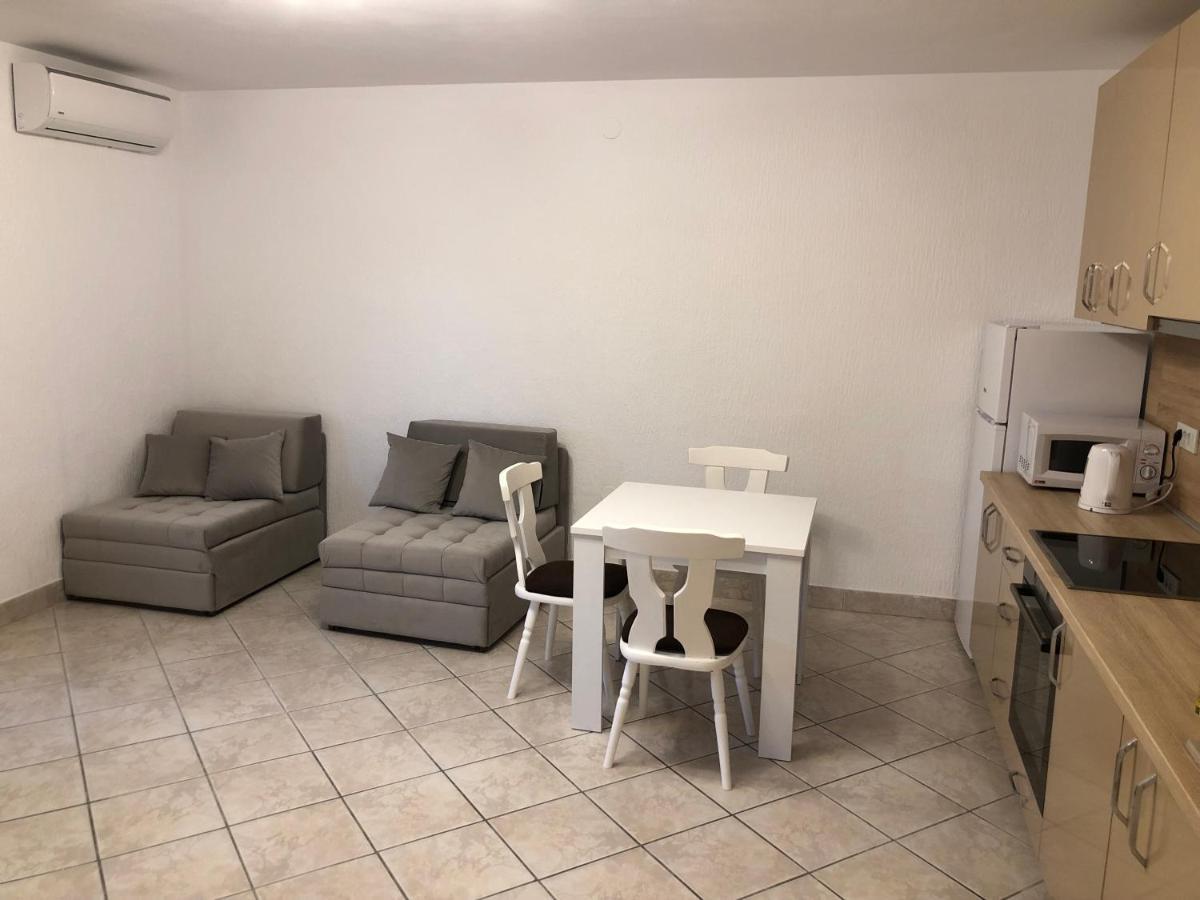 Apartmani Lime Petrovac Luaran gambar