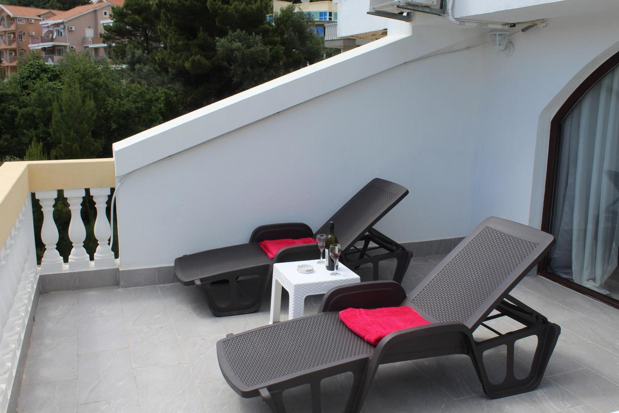 Apartmani Lime Petrovac Luaran gambar