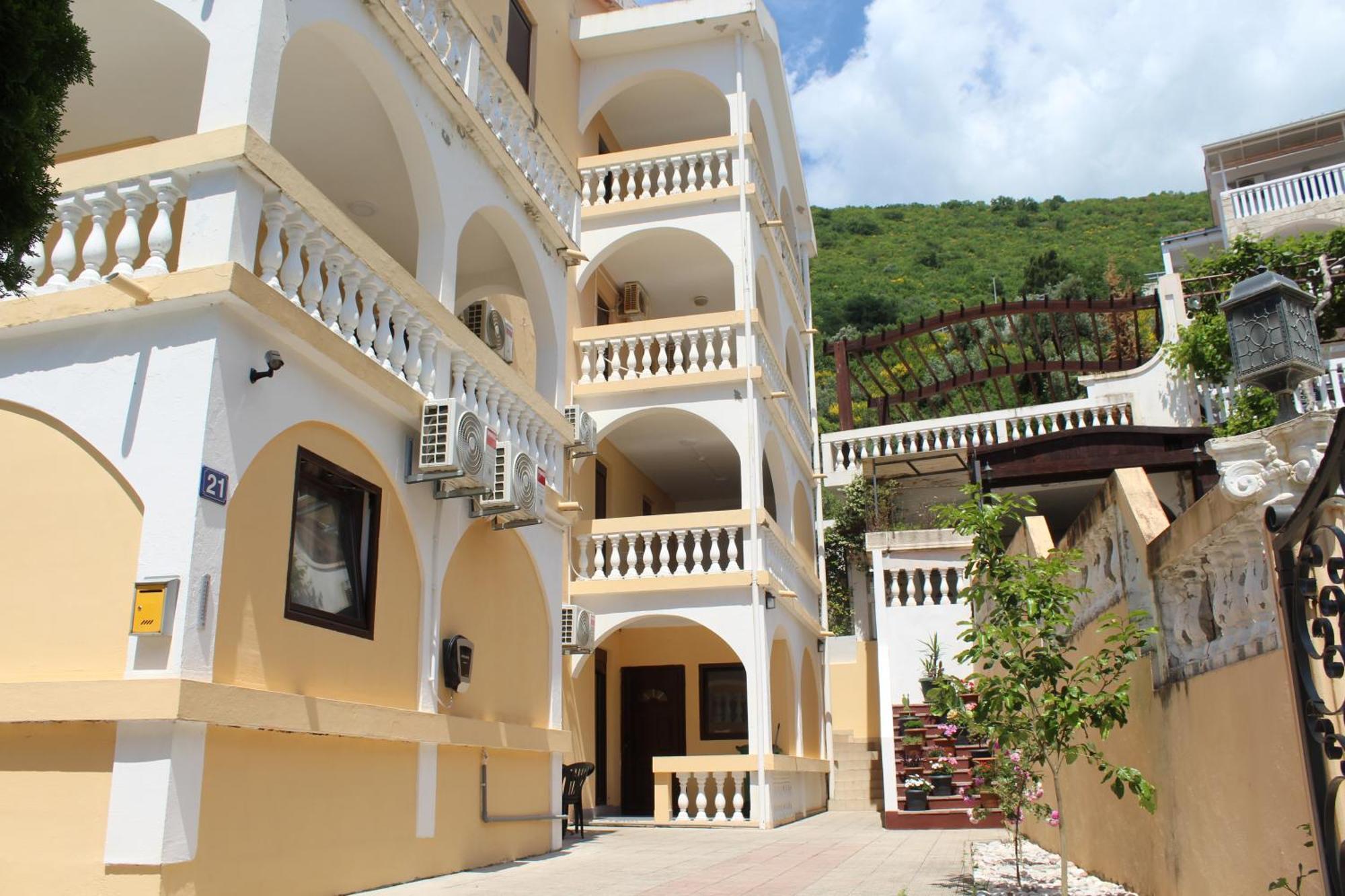 Apartmani Lime Petrovac Luaran gambar
